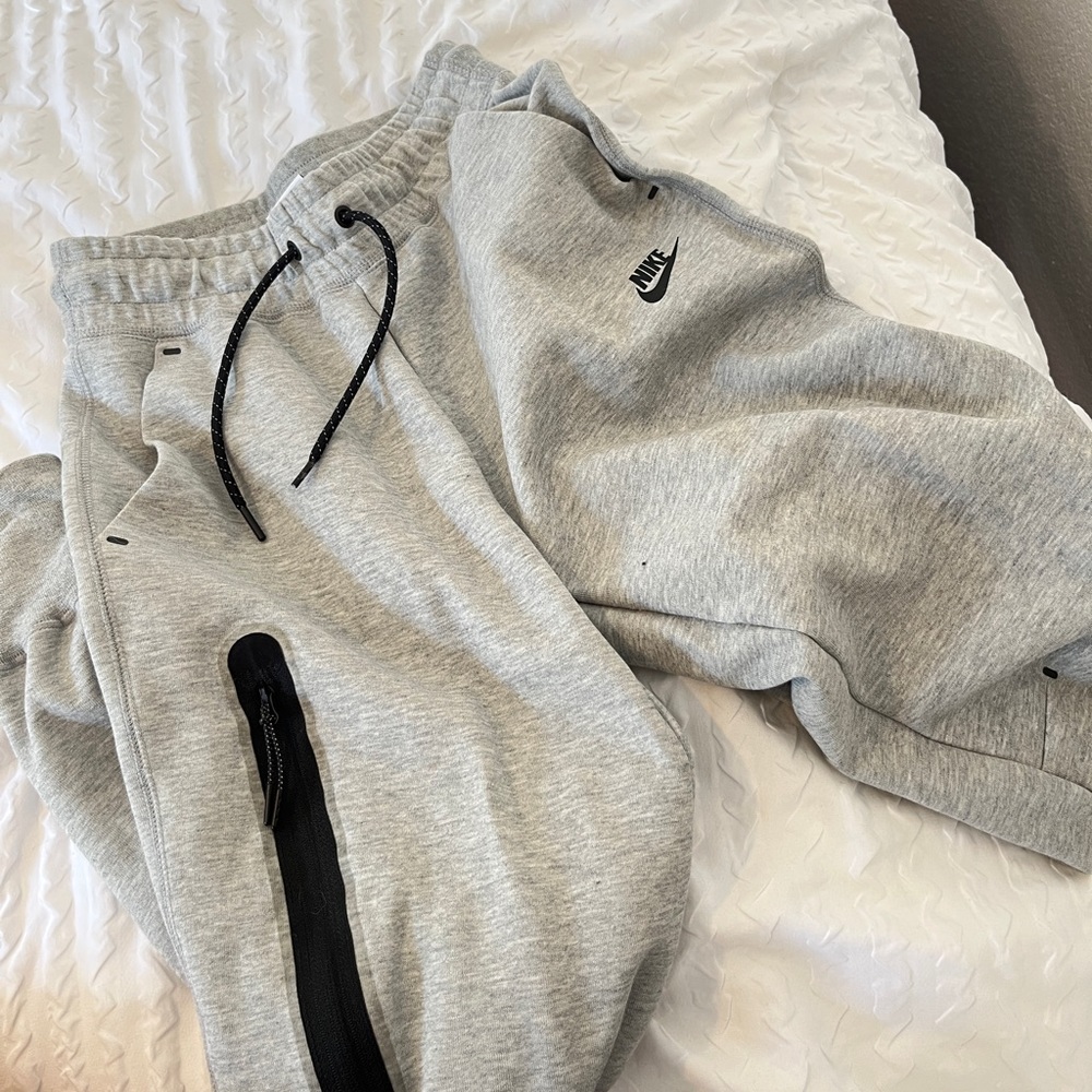 nike tech womens grey sweatpants size XS